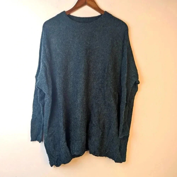 H & M Knit Oversized Sweater - XS - Picture 2 of 11